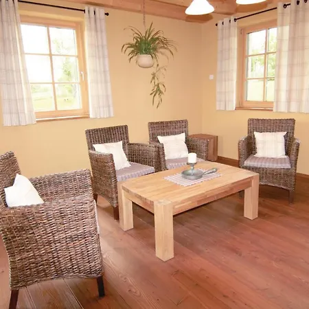 Σπίτι διακοπών Three-bedroom In Schillingsfurst