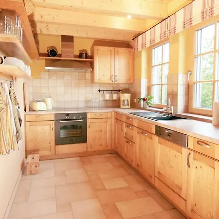 Three-bedroom In Schillingsfurst * Schillingsfürst