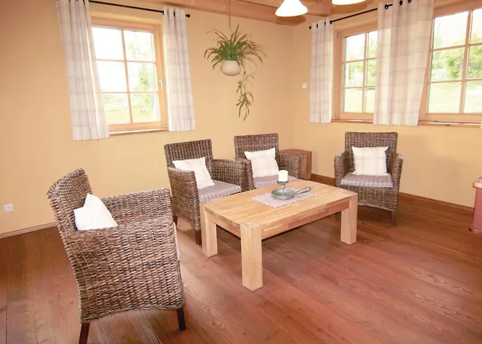 Σπίτι διακοπών Three-bedroom In Schillingsfurst