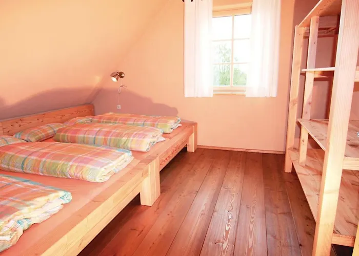 Three-bedroom In Schillingsfurst Schillingsfürst